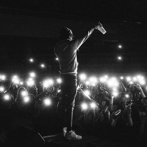 Image post by @thewarfield on Instagram