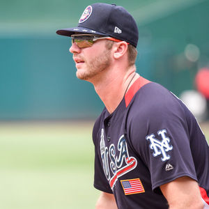Image post by @losmets on Instagram