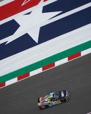 Image post by @nascaratcota on Instagram