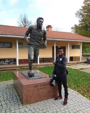 Image post by @fckiffen on Instagram