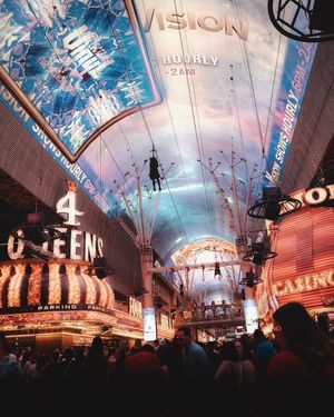 Image post by @fremontstreet on Instagram