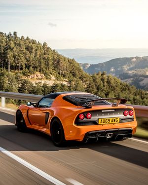 Image post by @lotuscars on Instagram