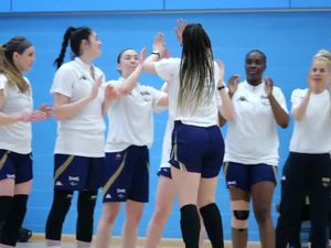 Video post by @SuperLeagueBasketballW on Facebook