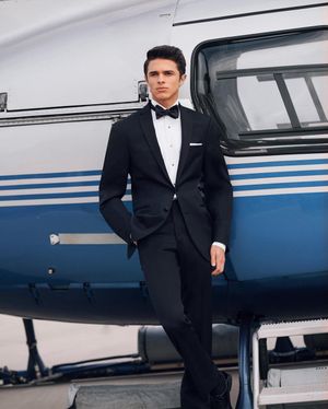 Image post by @menswearhouse on Instagram