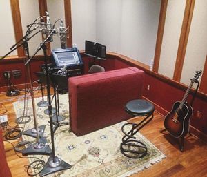 Image post by @thegeorgehage on Instagram