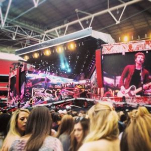 Image post by @5sos on Instagram
