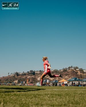 Image post by @ecnlgirls on Instagram