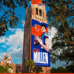 Image post by @gatorsfb on Instagram