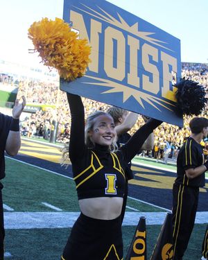 Image post by @iowacheerleading on Instagram