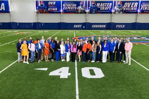 Image post by @ufalumni on Twitter