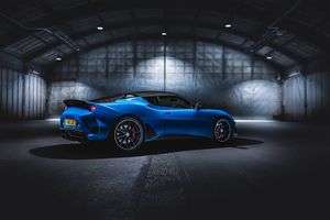 Image post by @lotuscars on Instagram