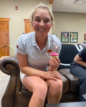 Image post by @cowgirlgolf on Instagram