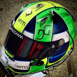 Image post by @lucasdigrassi on Instagram