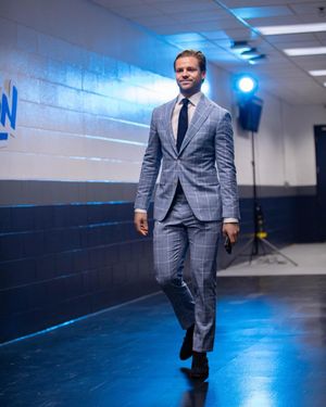 Image post by @nhljets on Instagram