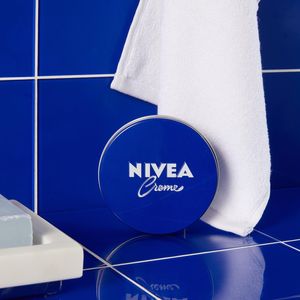 Image post by @niveausa on Instagram