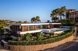 Image post by @christiesrealestate on Instagram