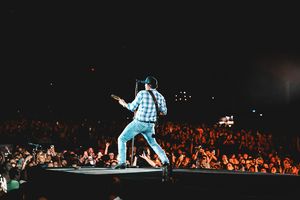 Image post by @lukebryan on Instagram