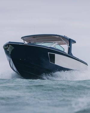 Image post by @aviaraboats on Instagram