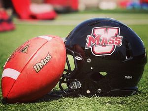 Image post by @umasssoftball on Instagram