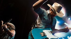 Image post by @jonpardi on Instagram