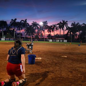 Image post by @fausoftball on Instagram