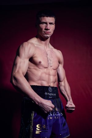 Image post by @MatchroomBoxing on Twitter