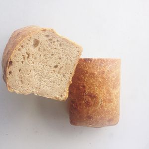 Image post by @communityloaves on Instagram