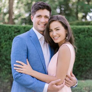 Image post by @theknot on Instagram