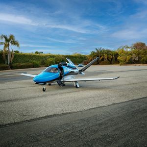 Image post by @p6aviation on Instagram