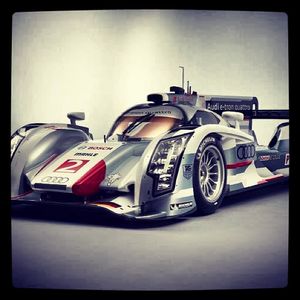 Image post by @lucasdigrassi on Instagram