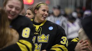 Image post by @smumn_whockey on Instagram