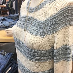 Image post by @shopoutoftown on Instagram