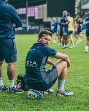 Image post by @avironrugbypro on Instagram