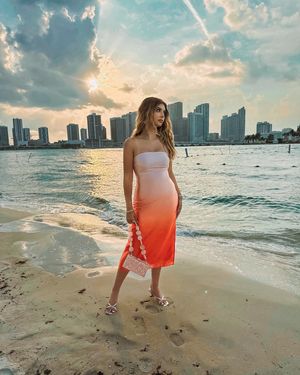 Image post by @elizabethelias on Instagram