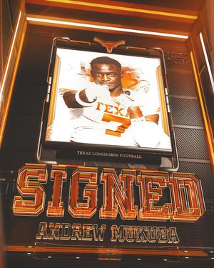 Image post by @texasfootball on Instagram