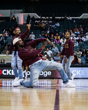 Image post by @CavsScreamTeam on Facebook