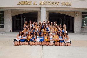 Image post by @hofstradanceteam on Instagram