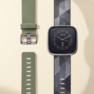Image post by @fitbit on Instagram