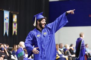 Image post by @hofstrau on Instagram