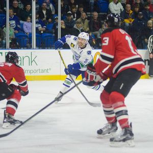 Image post by @uticacomets on Instagram