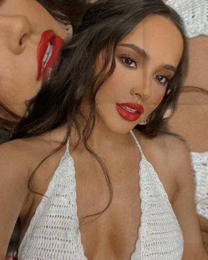 Image post by @iambeckyg on Instagram