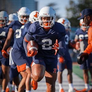 Image post by @illinifootball on Instagram