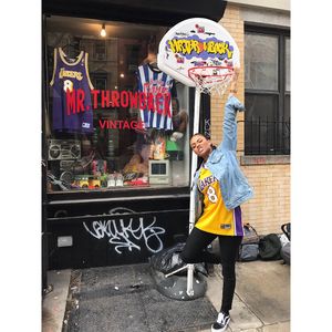 Image post by @brittneyelena on Instagram