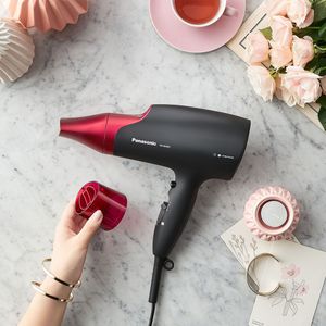 Image post by @panasonicpersonalcare on Instagram