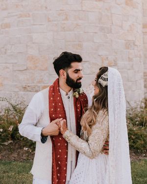 Image post by @thismodernlovephoto on Instagram