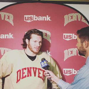 Image post by @du_hockey on Instagram