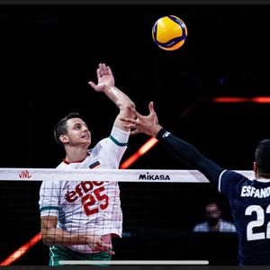 Image post by @hawaiimvb on Instagram