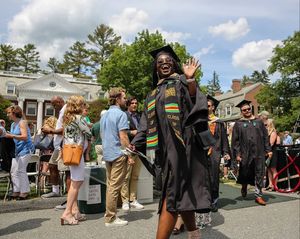 Image post by @tuckschool on Instagram