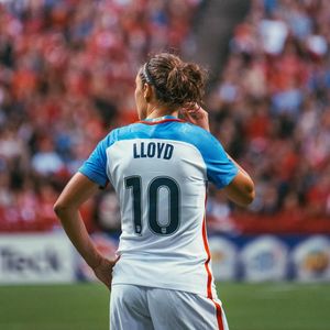 Image post by @carlilloyd on Instagram