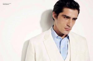 Image post by @agenciamodels_athens on Instagram